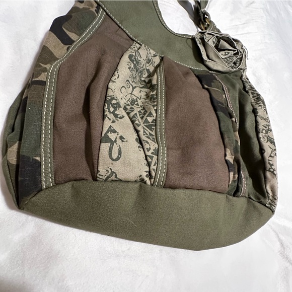 Woman’s Camouflage Purse Y2K Style Shoulder Bag - Picture 3 of 8